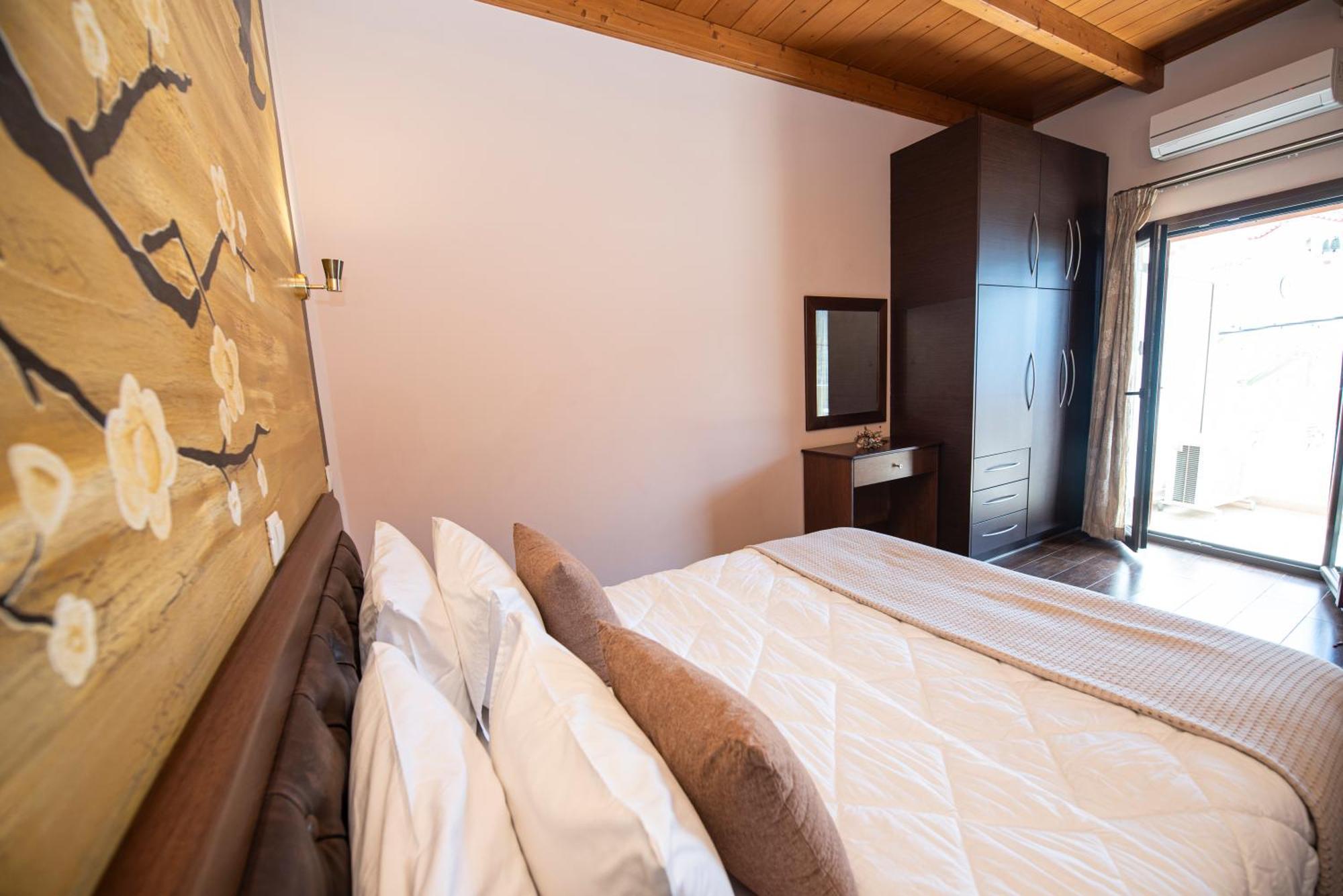 Ostrella Hotel - Luxury Rooms Mýtikas Buitenkant foto